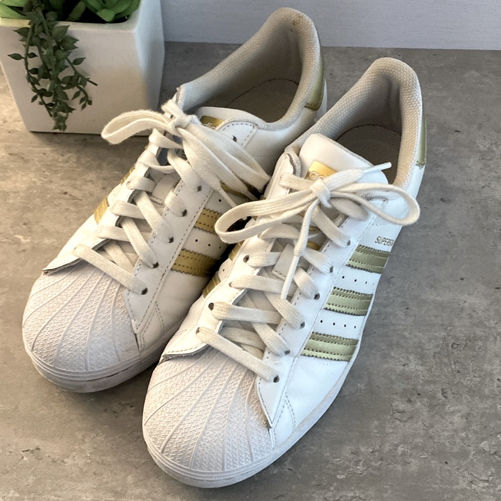 Adidas | Superstar Sneakers